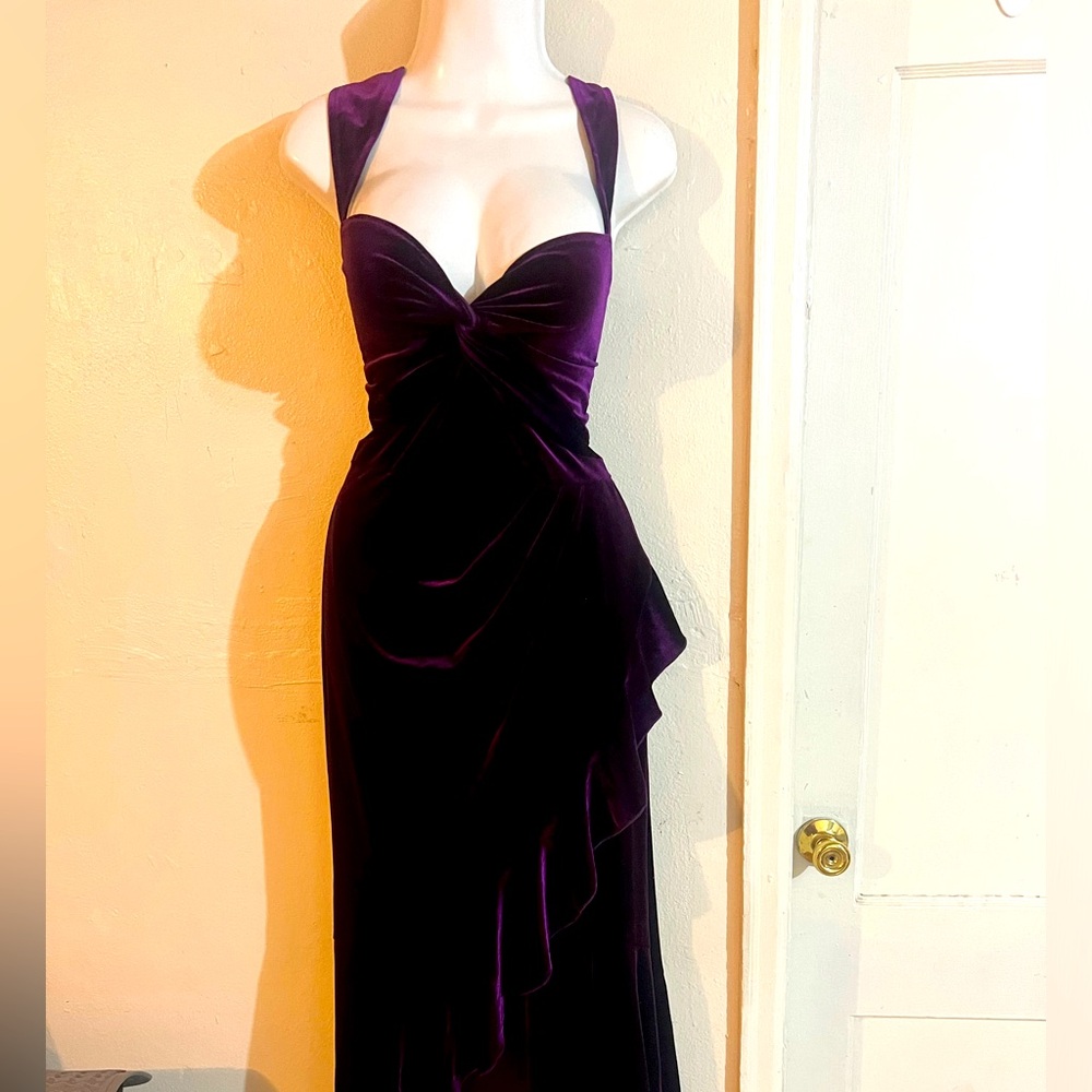 Beautiful prom dress.